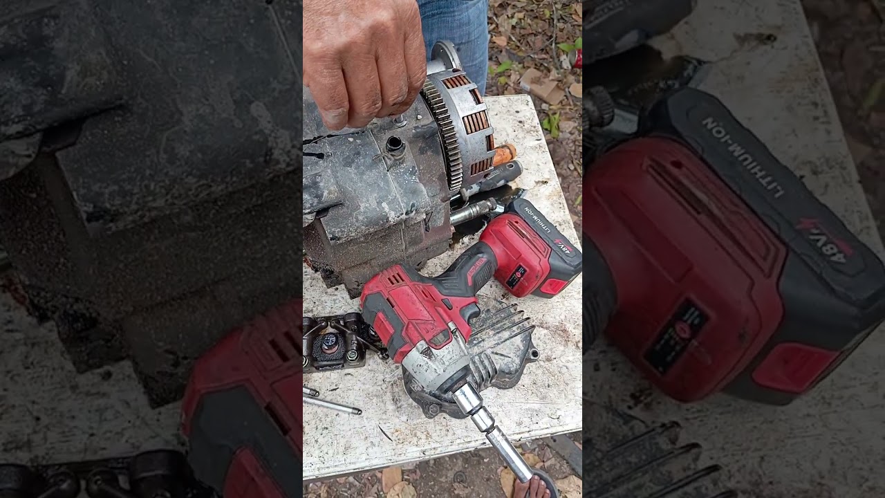 Desarmado de motor cambio de caja de cambios.