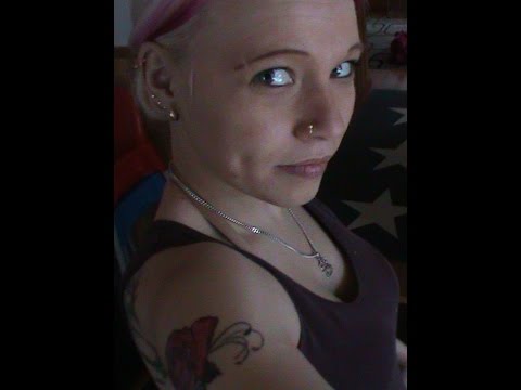 Video: Jotain Vahvaa Valehtelijoiden Maailmassa: Tatuoitu Peruna Ja Ahdistetuin Osoite New Yorkissa