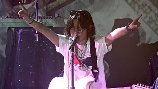 Superorganism, Everybody Wants To Be Famous (live), San Francisco, April 16, 2019 (4K)