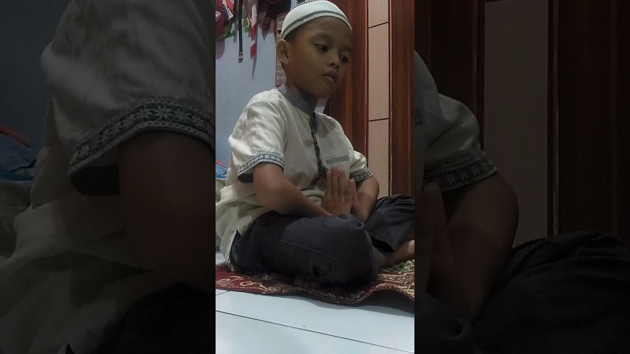 M. Arka Annafi Bacaan niat Sholat 5 waktu - YouTube