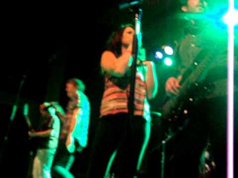 Tyler Ward feat. Jessica Moskaluke Live in Denver ...