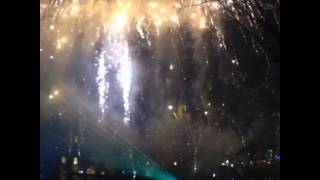 Travel Video - Final Fireworks Show New Year's Eve Party at Hofvijver