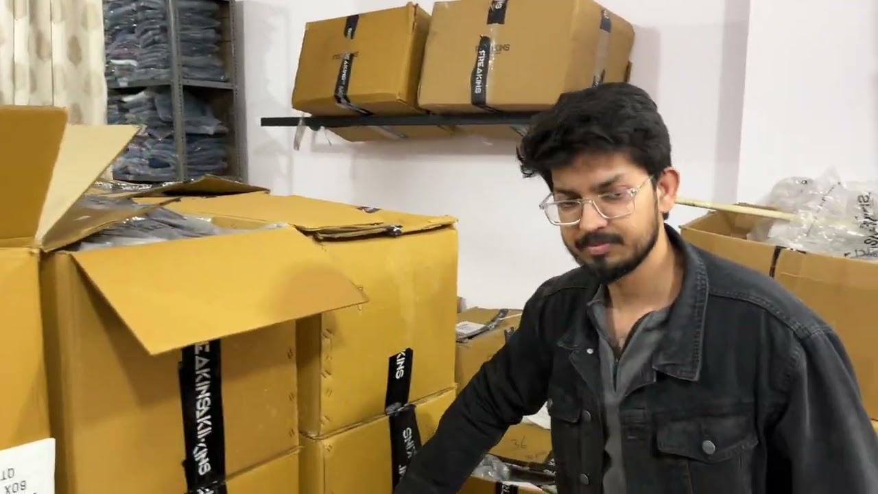 Premium Quality Jeans Manufacturer in Delhi Wholesale & Retail Orders Accepted. 