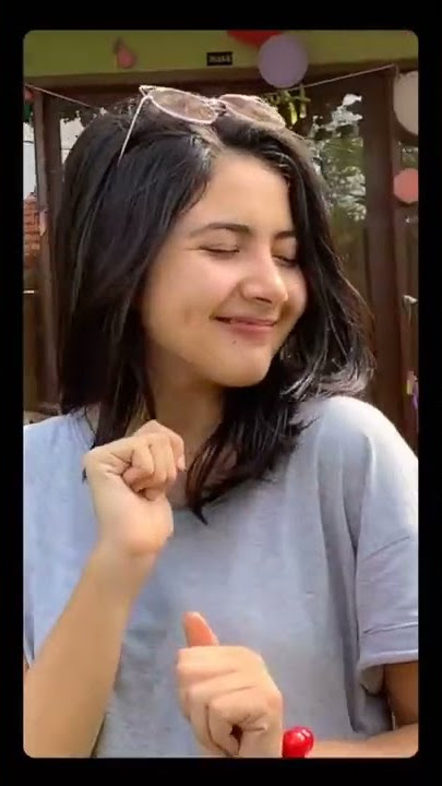 ASIK NY BULAN SUTENA JOGET!!! TIK TOK TERBARU