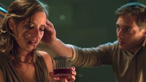 ドラゴン・タトゥーの女再び！右側の男性が一瞬で宙吊りにされます／映画『蜘蛛の巣を払う女』予告編