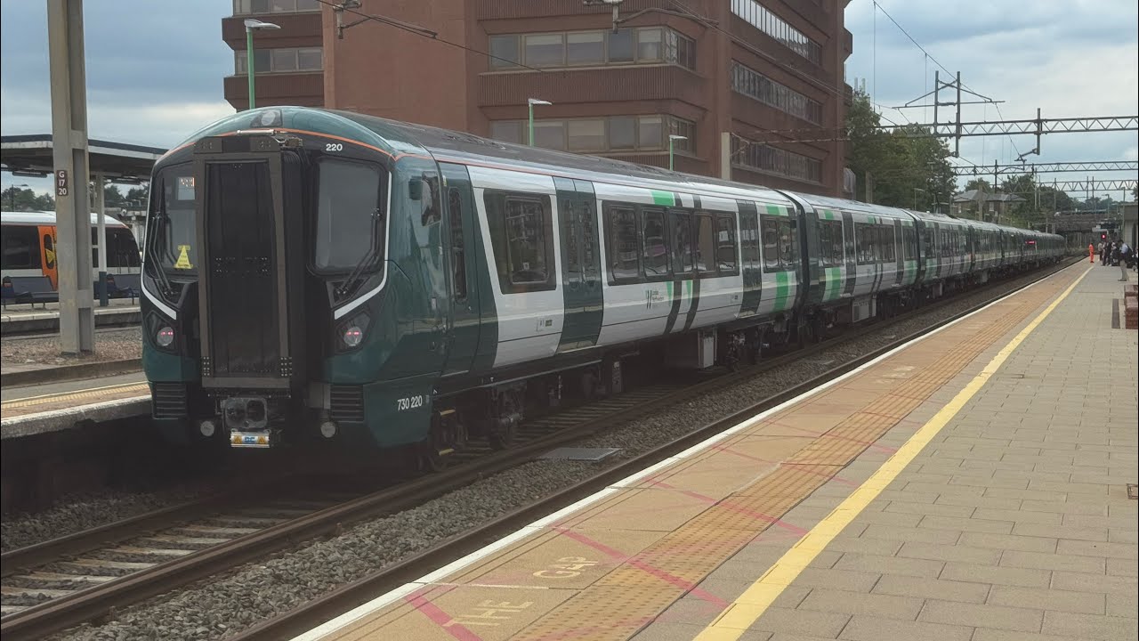 Trains at Watford Junction, WCML, 12/06/25