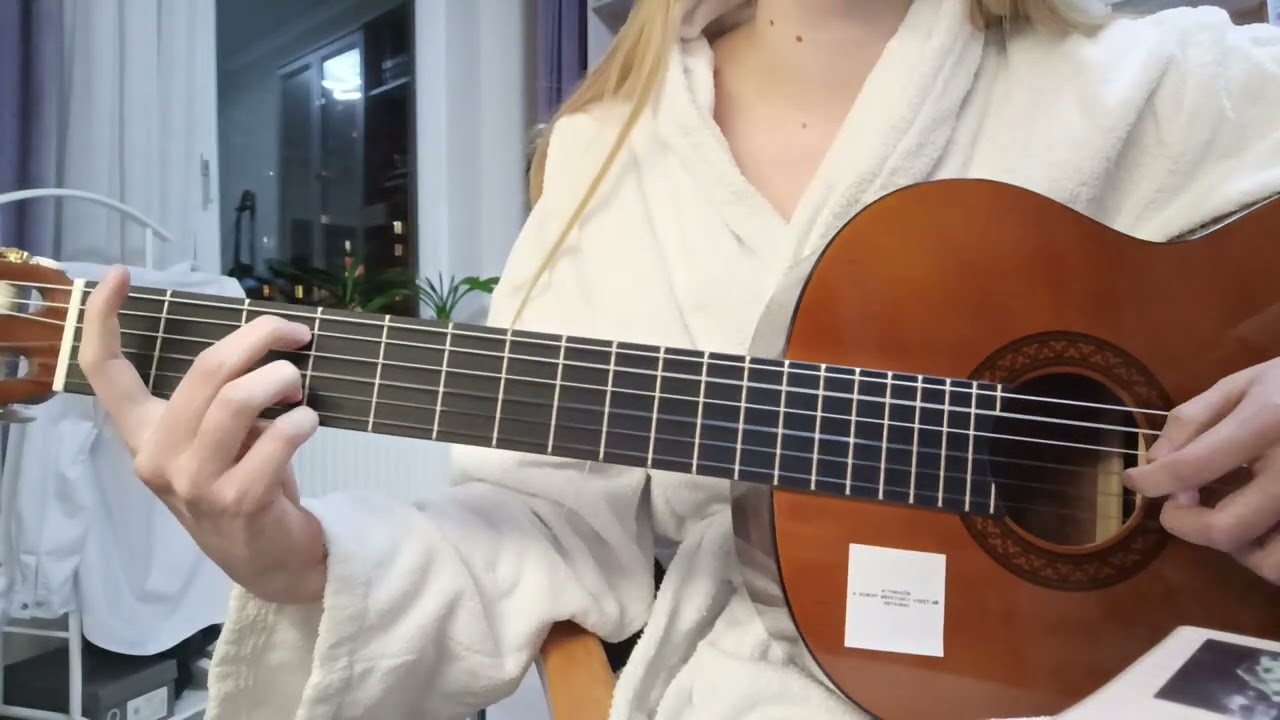 NOTHING ELSE MATTERS Nirvana on GUITAR