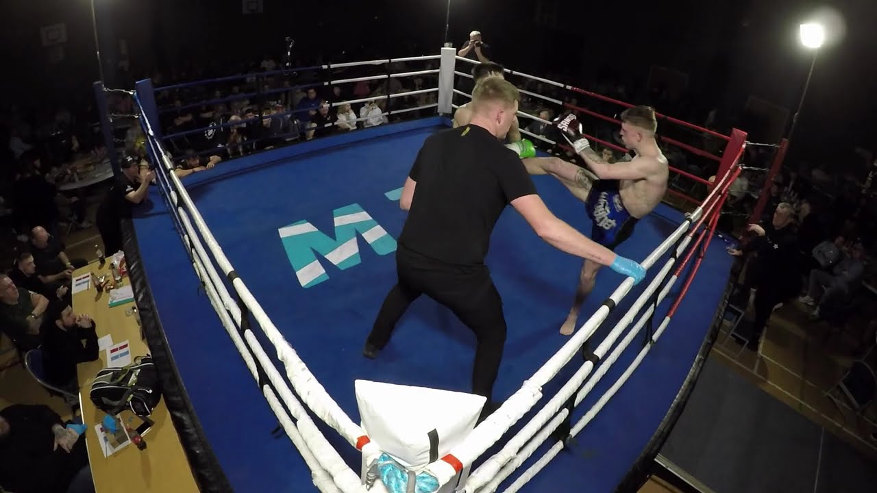 Robbie Elder vs Stephen Breen