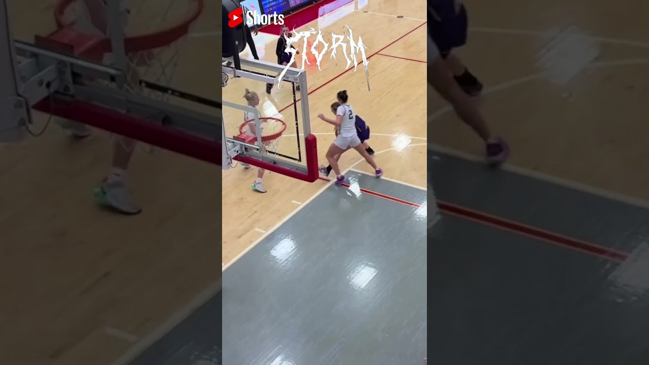 Bellbrook Basketball Izzy Painter Drives to the Basket for the Score vs BADIN here in Princeton, OH