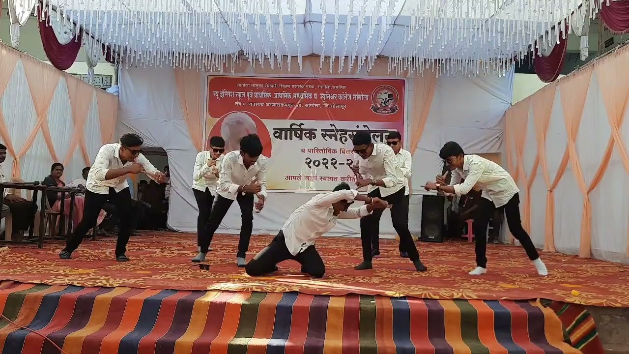 Tip Tip Barsa Pani...Funny Dance video..by Highschool students NESS..