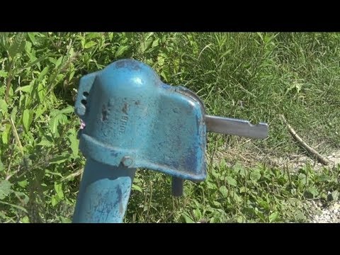 Павловский Посад – один из немногих городов, где сохранились городские колонки