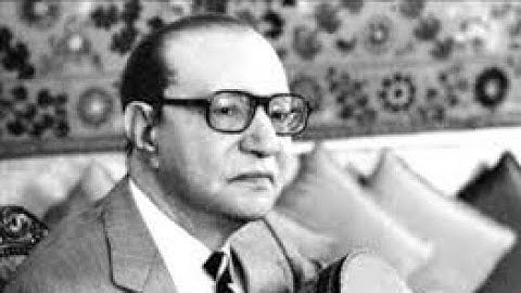 لاول مره القرآن بصوت الملحن محمد عبد الوهاب تلاوه نادره