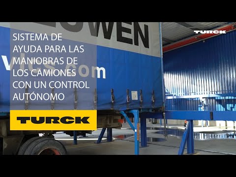 Sistema de ayuda para las maniobras de los camiones con un control autónomo