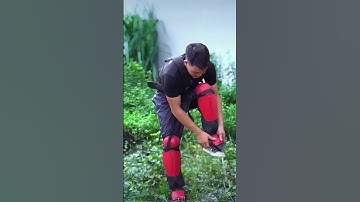 Tạp Dề Cắt Cỏ Và Lót Bảo Vệ Chân Reload An Toàn Hiệu Quả Cho Người Sử Dụng