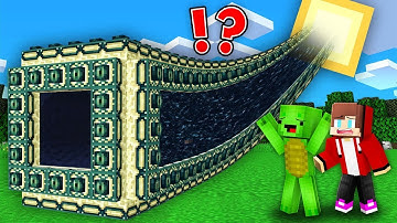 JJ and Mikey Found THE LONGEST END PORTAL to the SUN in Minecraft Maizen!