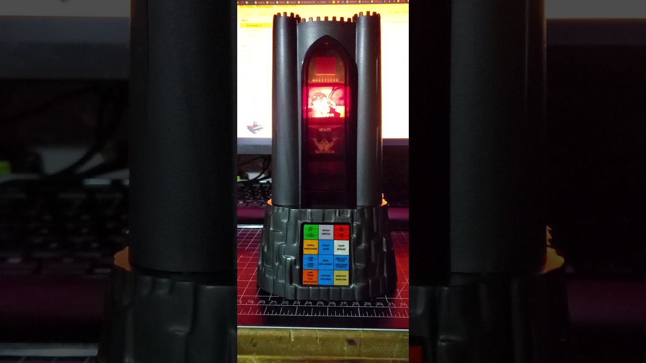 1981 Milton Bradley Dark Tower Board Game French version keypad and picture carousel.