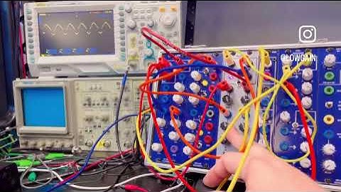 Lunchbox Voice Prototype gets patched ! - Low-Gain Electronics | 4U Modular