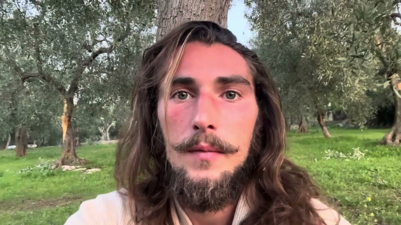 Отдыхай. Ты находишься между реальностями.