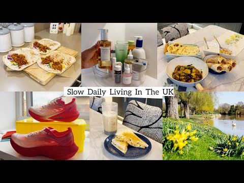 Slow Living ￼UK Daily Routine 🇬🇧| New Skincare￼ ￼& Shoes Unboxing | Cozy Cooking Vlog 🧑‍🍳 thumbnail