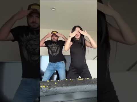Enseñándole a Tessa a bailar | José Eduardo Derbez