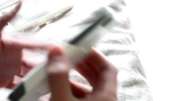 Quick Vid! - How to Simply Remove/Install the Otterbox Commuter Case iPhone