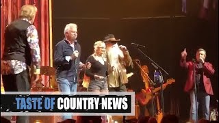 Watch Miranda Lambert Sing "Elvira" With The Oak Ridge Boys!