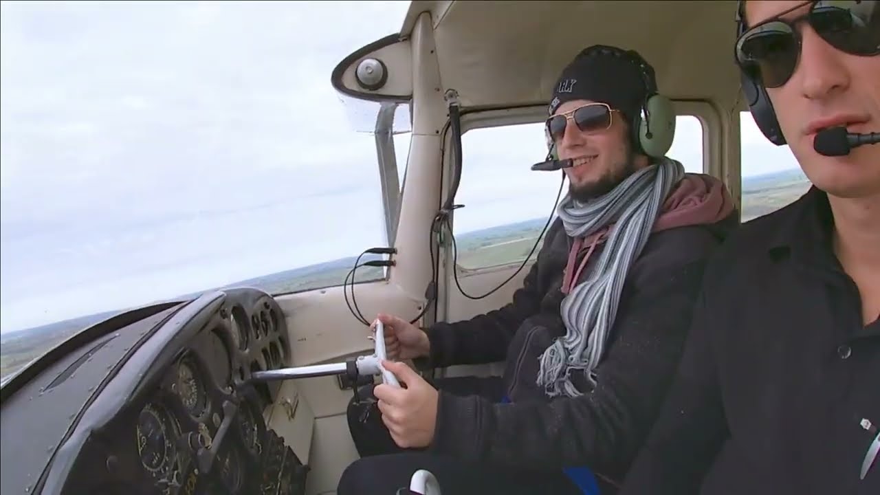 Volar en Avioneta VUELO DE BAUTISMO en Buenos Aires www.vuelosdebautismo.com.ar