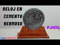 reloj en cemento