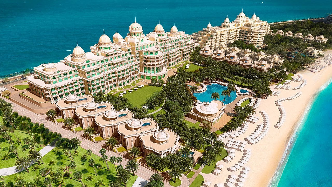 ⁣Au coeur de l'hôtel le plus luxueux de Dubaï