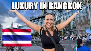 THAILAND MALLS ARE INSANE! (Bangkok Luxury Mega Mall Iconsiam)