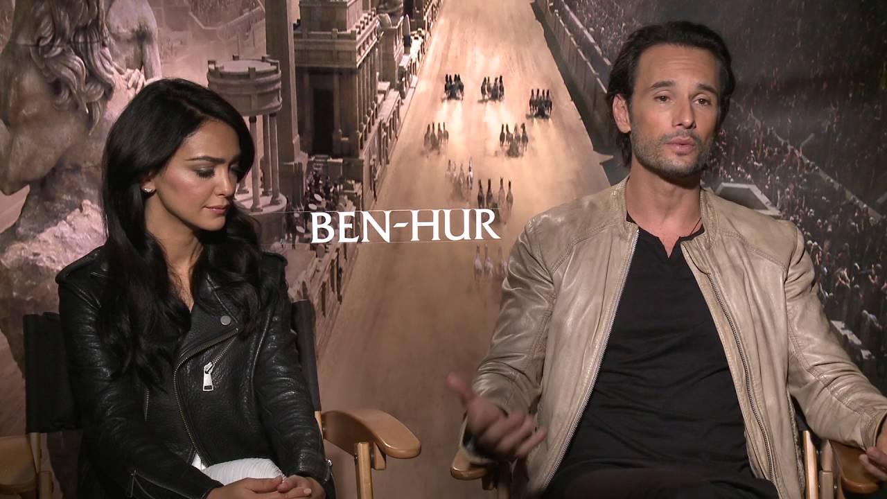 Exclusive: Rodrigo Santoro & Nazanin Boniadi on the Pope and that men ...