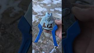 Cage tying pliers #PROHACKSSR #SmartLifeHacks #EasySolutions #DailyTips #shortfeed #viral