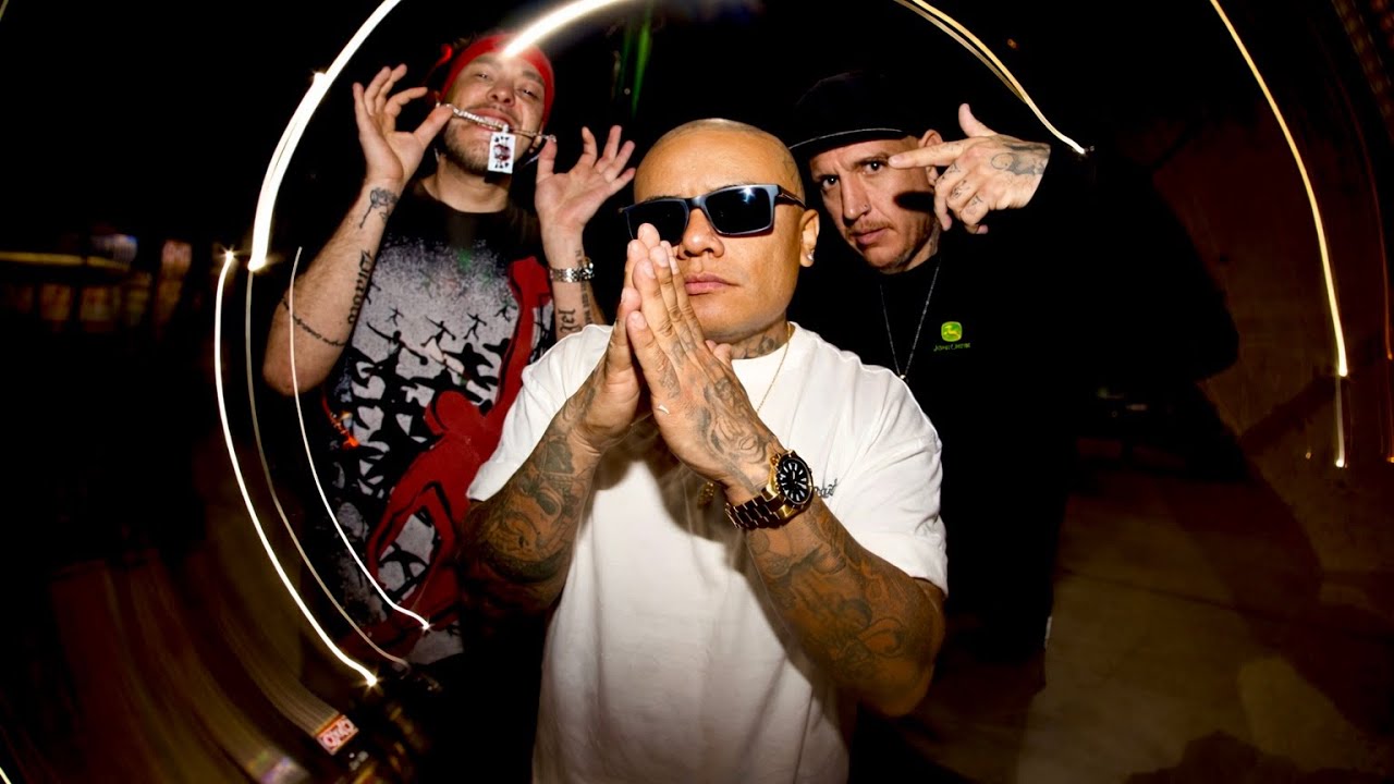 Watch Los Matabolsas - cocazos (video oficial) Cebrock, MOF, Charlot. on YouTube Watch Los Matabolsas - cocazos (video oficial) Cebrock, MOF, Charlot. on YouTube