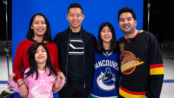Canucks celebrate Lunar New Year with stunning red jerseys (PHOTOS