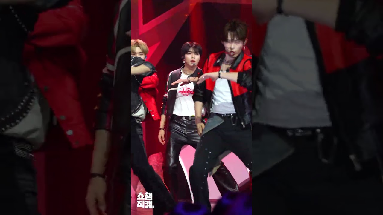 [쇼챔1분직캠] ZEROBASEONE PARK GUN WOOK(제로베이스원 박건욱)의 ＜ICONIK＞♬ #ZEROBASEONE #박건욱