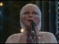 Capture de la vidéo Peggy Lee And Roberta Flack - Live At City Hall Sheffield (1984)