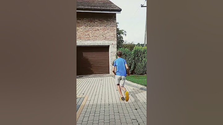 kto wyżej przyklei taśmę