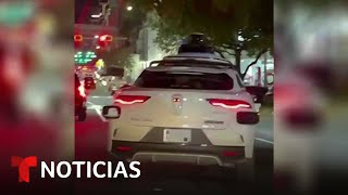 Un auto autónomo de Waymo se pierde y es detenido por la policía en Miami | Noticias Telemundo