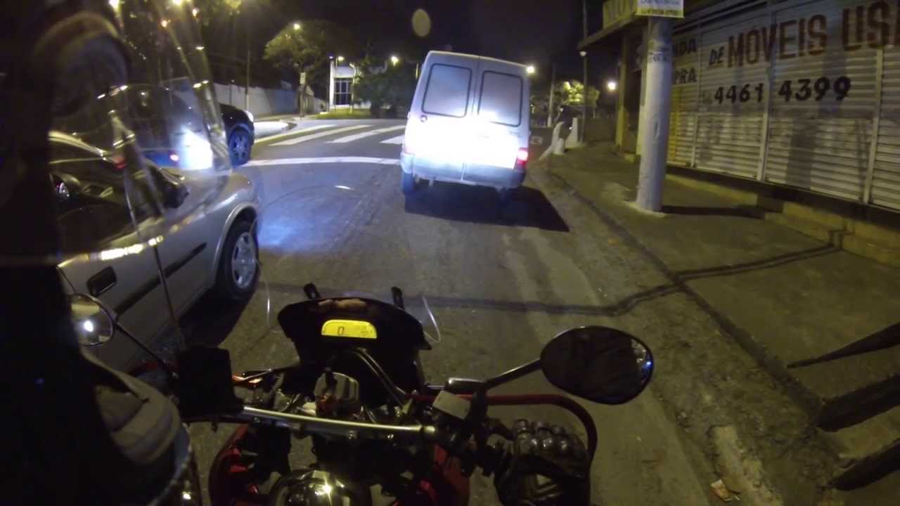 Tomei fechada no corredor, Vamos prestar atenção sr. condutor.