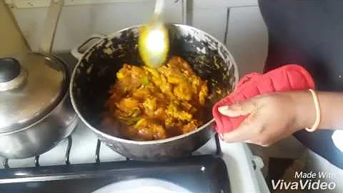 Authentic Jamaican Curry Chicken with White Rice