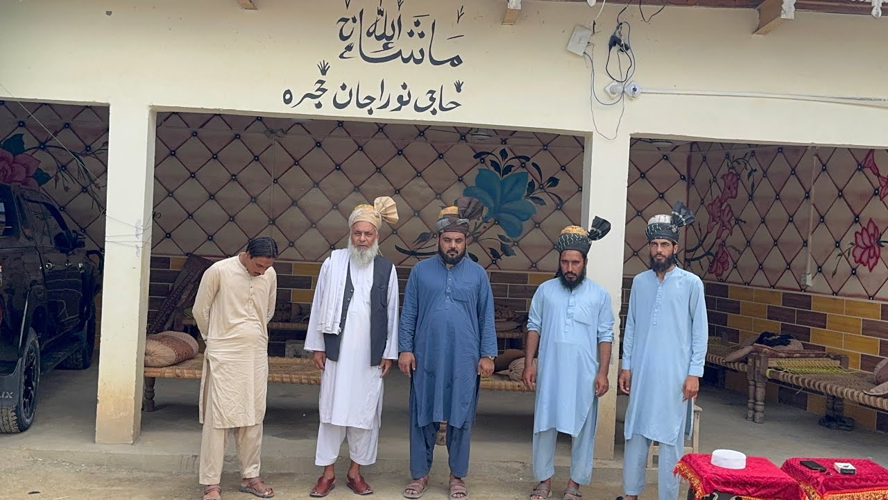  حاجی نوراجان خویزئی جو اکیسویں صدی میں قلہ لنگی کے ذریعے مہمند کلچر کو زندہ رکھنے کے لئے پرعزم  