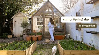 A cosy & sunny Spring cottage garden vlog (planting, tidying & pottering)