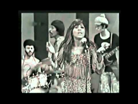 Vintage Ike & Tina Turner - Live Italy - Rollin on...