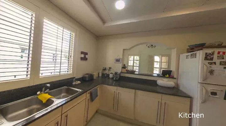 Jumeirah Islands Villa Lake view 4 Bedrooms