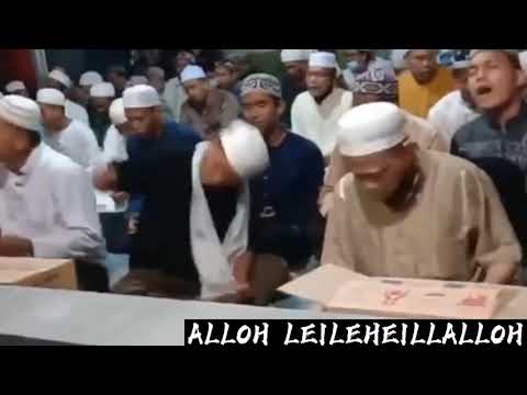 ahli bid'ah dzikir sampai kesurupan