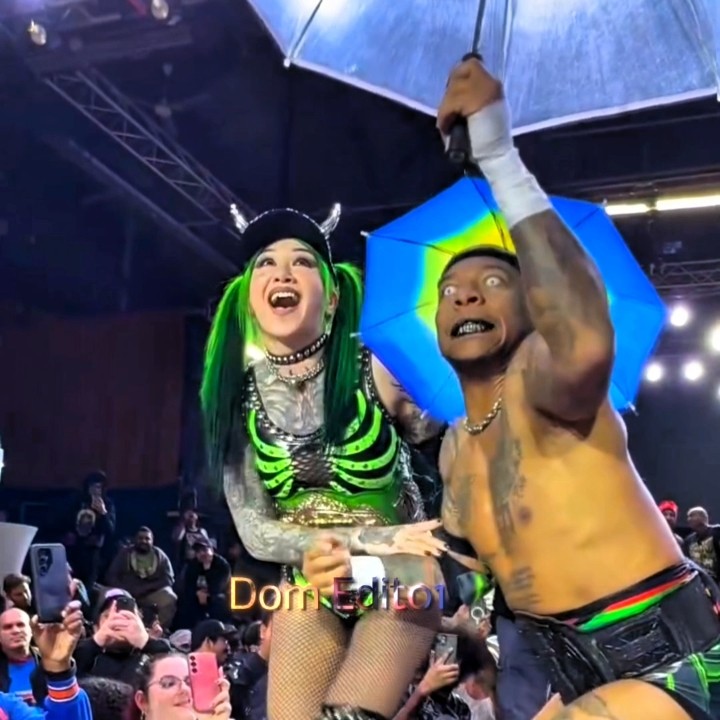 Lio Rush and Shotzi Own The Entrance🙃🥰||#aew #wwe #shorts #shortsfeed #wweshorts #viralvideo #viral