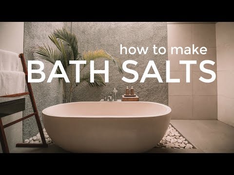 How to Make Bath Salts for Homemade Gifts