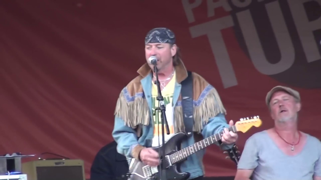 PUGH ROGEFELDT "Mitt bästa för dig" (live packmoppe turne 2009)