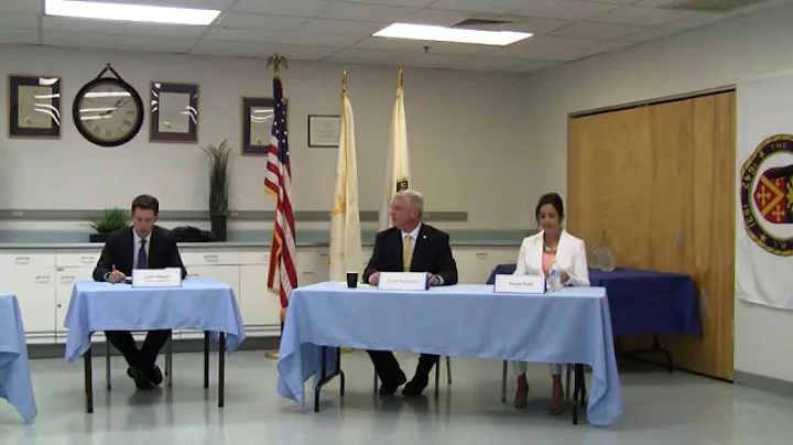 Stacia Petri (R) debates Mayor Scott Avedisian