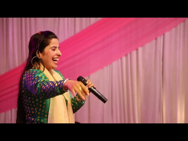 Kashmiri Singer | Reshi Sakeena | Kashmiri wedding | Creative Photography Kashmir class=